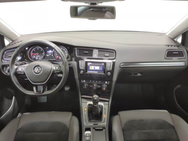 VOLKSWAGEN GOLF - Imagen 4